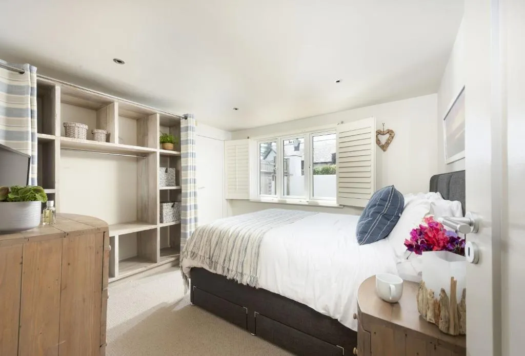 Bedroom at 7 Pentire Rocks